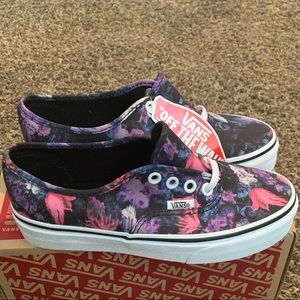 New Floral Print Women’s Vans